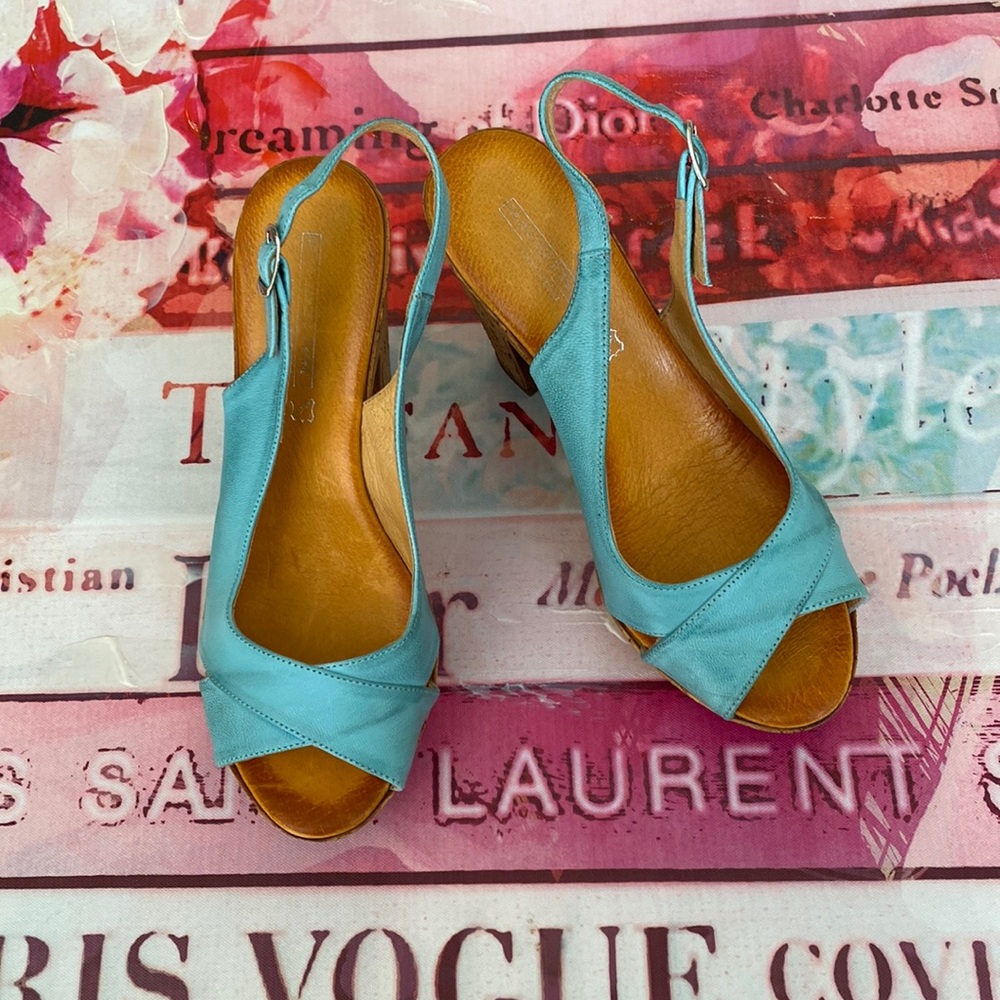 David Tyler Teal Leather Cork Heels